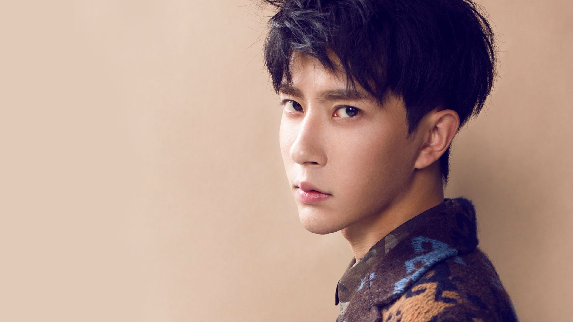 爱游戏体育-_新晋黑马逆袭，击败头号种子晋级半决赛_，种子选手排位赛